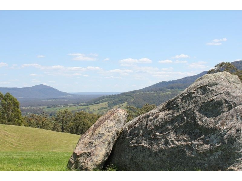 2 Smarts Rd, Kangaroo Valley NSW 2577