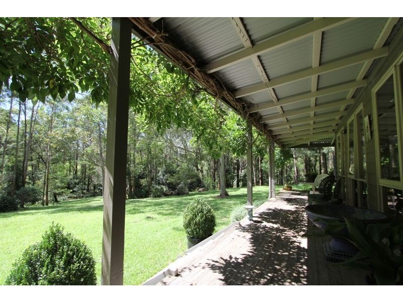 587 Mt Scanzi Rd, Kangaroo Valley NSW 2577
