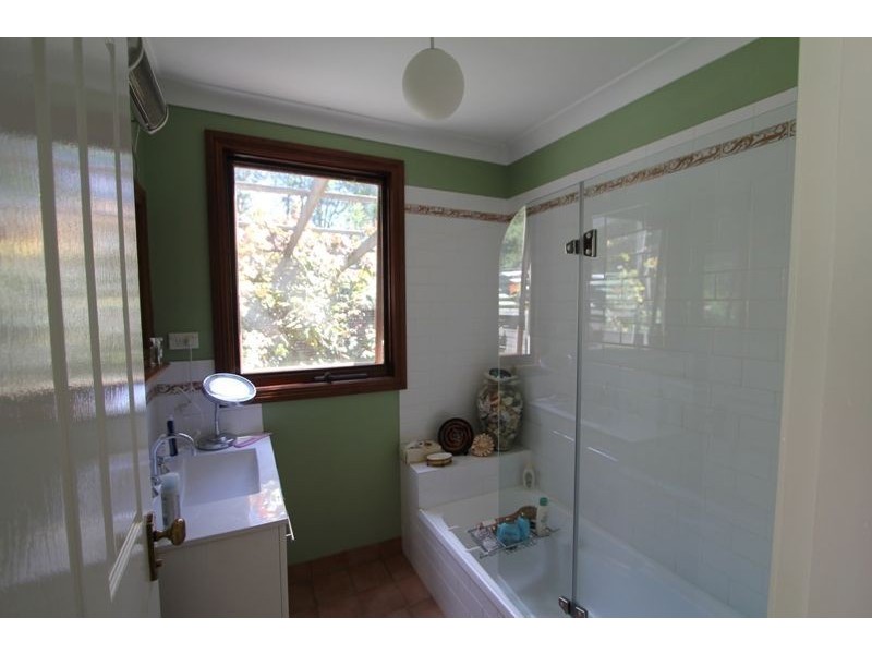 587 Mt Scanzi Rd, Kangaroo Valley NSW 2577