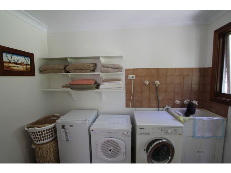 587 Mt Scanzi Rd, Kangaroo Valley NSW 2577