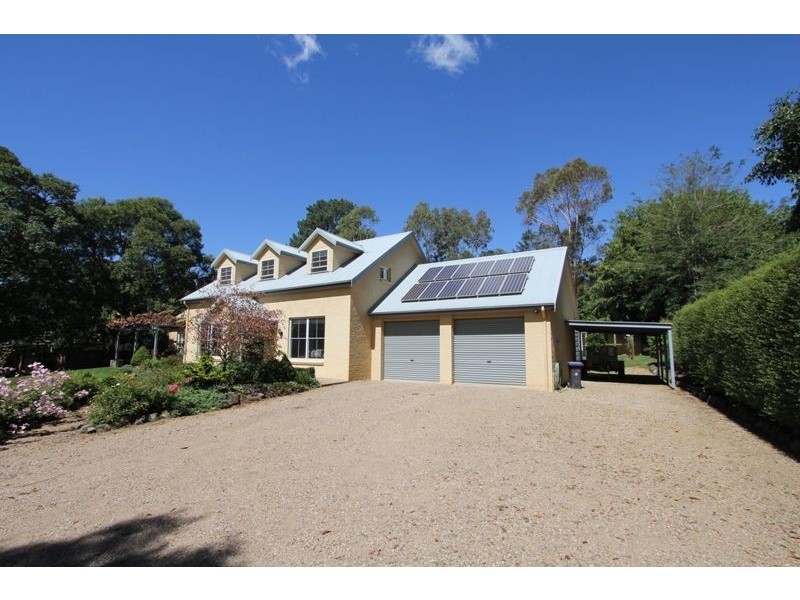 3 Throsby Rd, Fitzroy Falls NSW 2577
