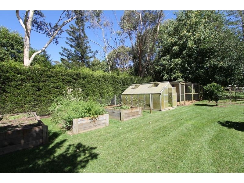 3 Throsby Rd, Fitzroy Falls NSW 2577