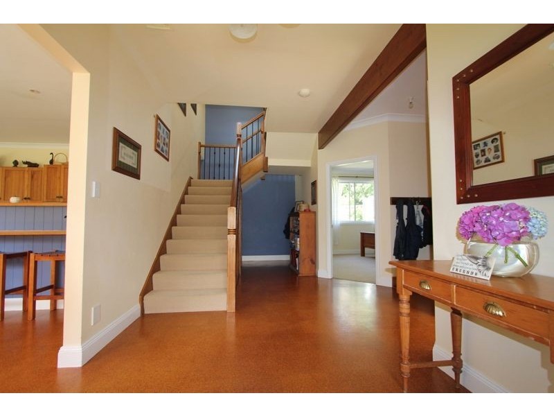 3 Throsby Rd, Fitzroy Falls NSW 2577
