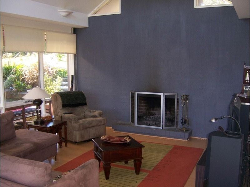 13 Jim Edwardes Dr, Kangaroo Valley NSW 2577