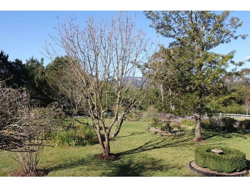 17 Jenanter Dr, Kangaroo Valley NSW 2577