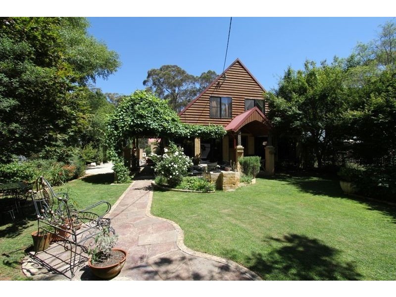 1349 Nowra Rd, Fitzroy Falls NSW 2577