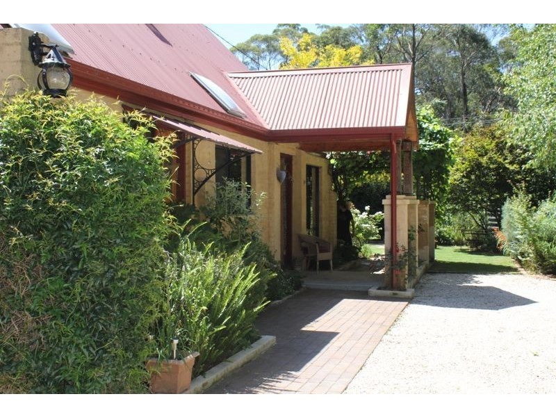 1349 Nowra Rd, Fitzroy Falls NSW 2577