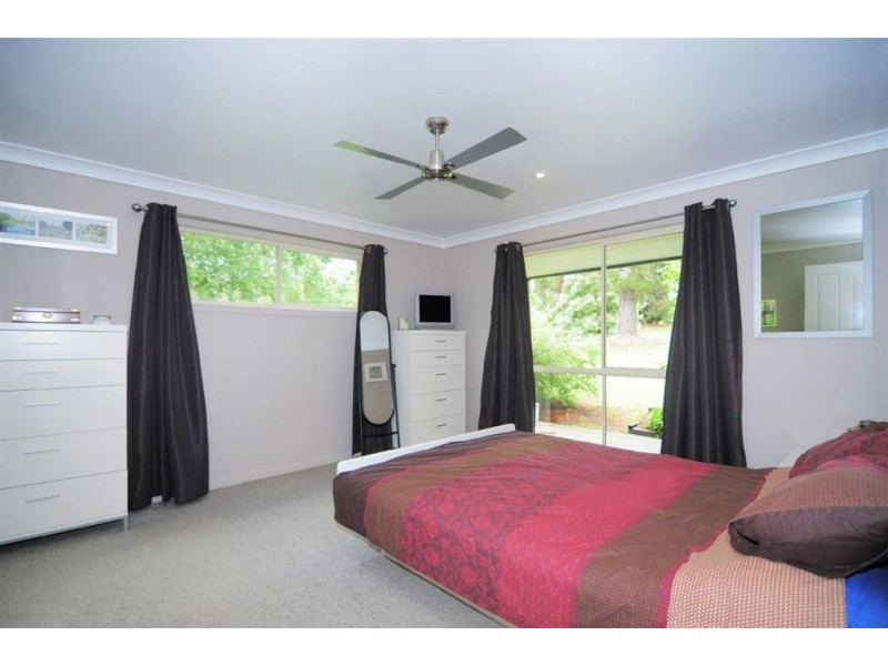 54 Jenanter Dr, Kangaroo Valley NSW 2577