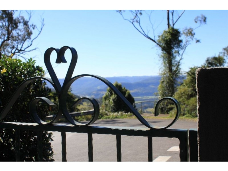 2 Cambewarra Lookout Road, Kangaroo Valley NSW 2577