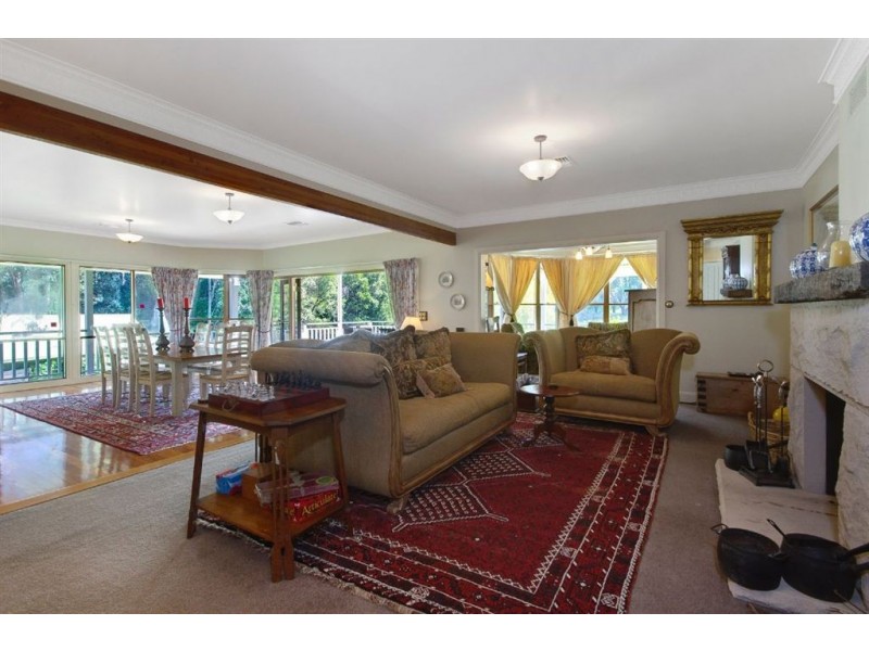 77 Kelvin Road, Kangaroo Valley NSW 2577