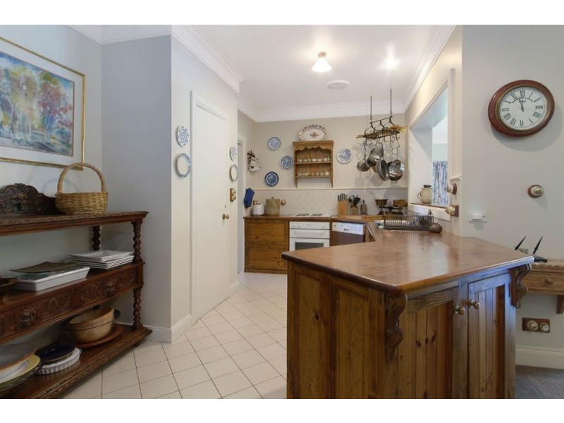 77 Kelvin Road, Kangaroo Valley NSW 2577