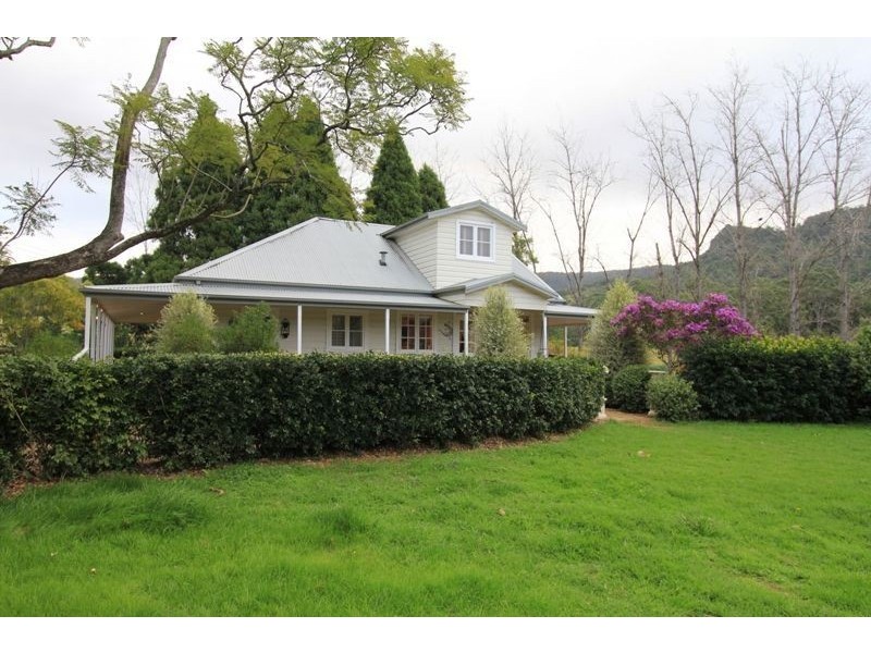 380 Main Road, Cambewarra NSW 2540