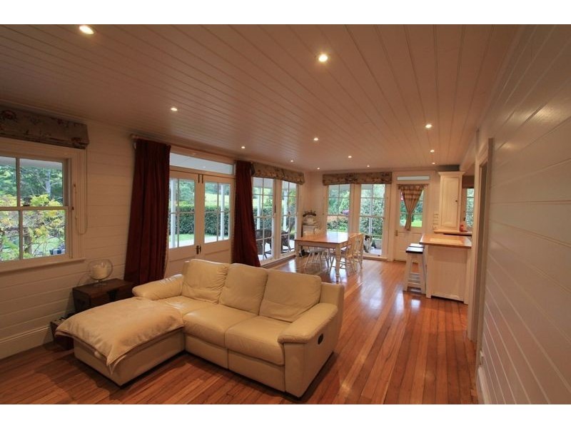 380 Main Road, Cambewarra NSW 2540