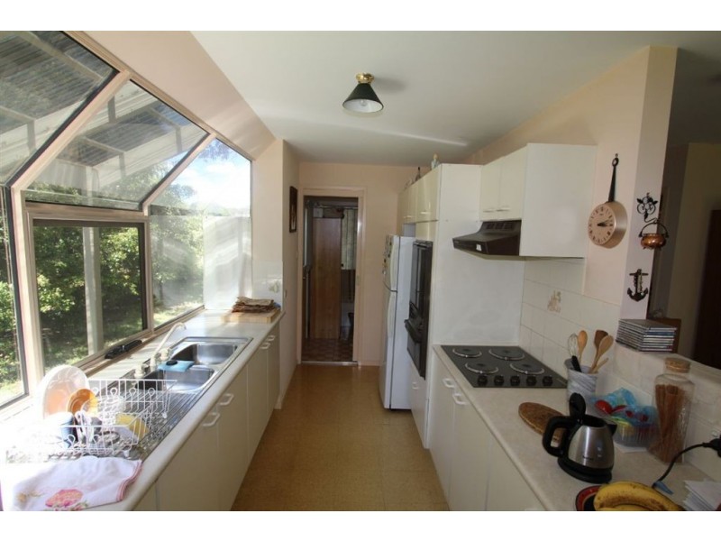24 Nugents Creek Road, Kangaroo Valley NSW 2577