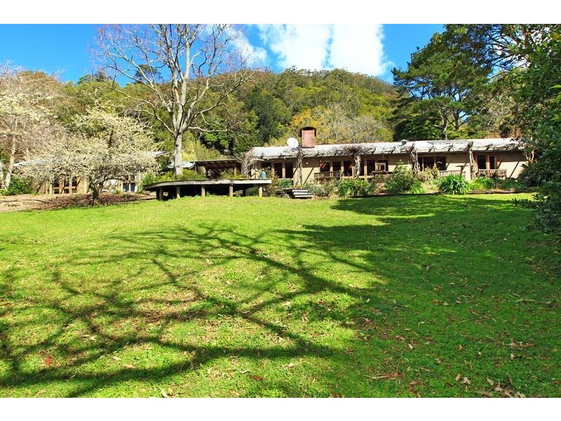 215 Green Valley Road, Kangaroo Valley NSW 2577