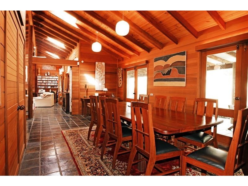 215 Green Valley Road, Kangaroo Valley NSW 2577