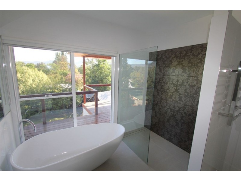 122 Moss Vale Rd, Kangaroo Valley NSW 2577