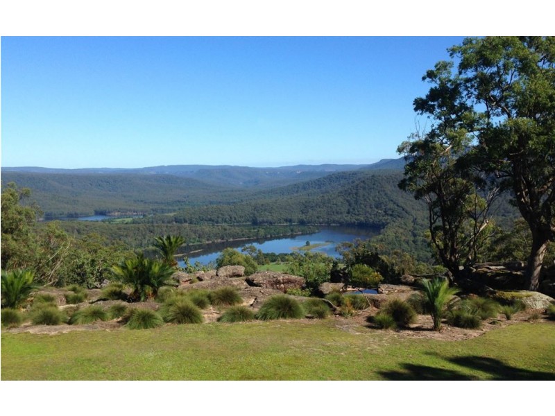 - Radiata Road, Kangaroo Valley NSW 2577