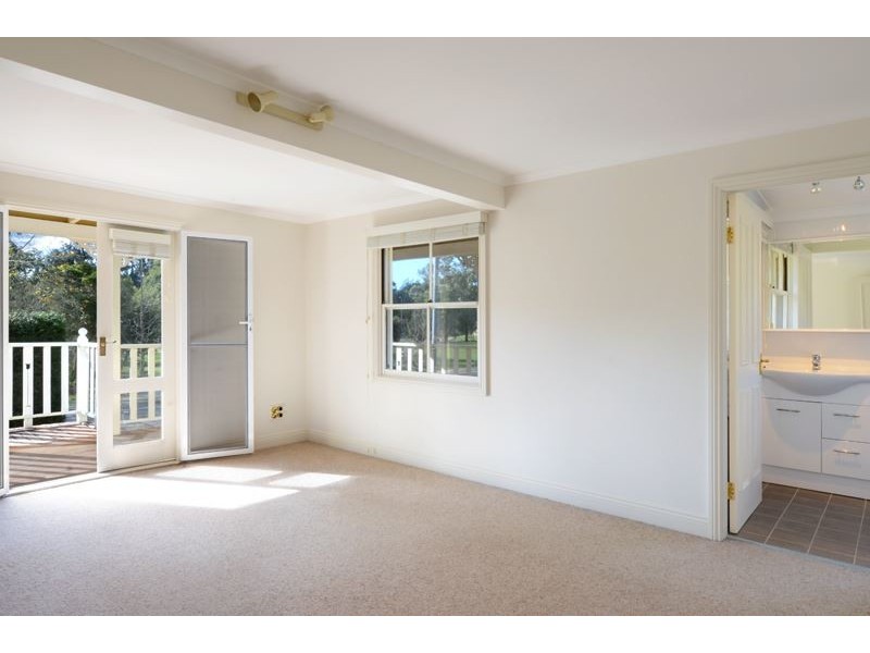 108 Moss Vale Road, Kangaroo Valley NSW 2577