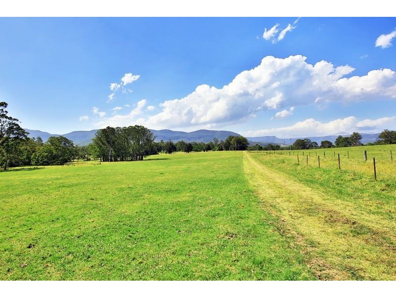 321 Mount Scanzi Road, Kangaroo Valley NSW 2577