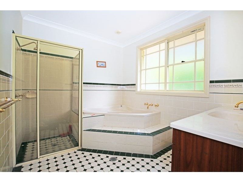 8 Thomas Close, Berry NSW 2535