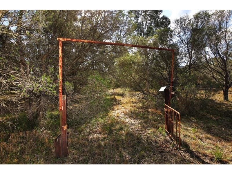 16 Jenanter Drive, Kangaroo Valley NSW 2577