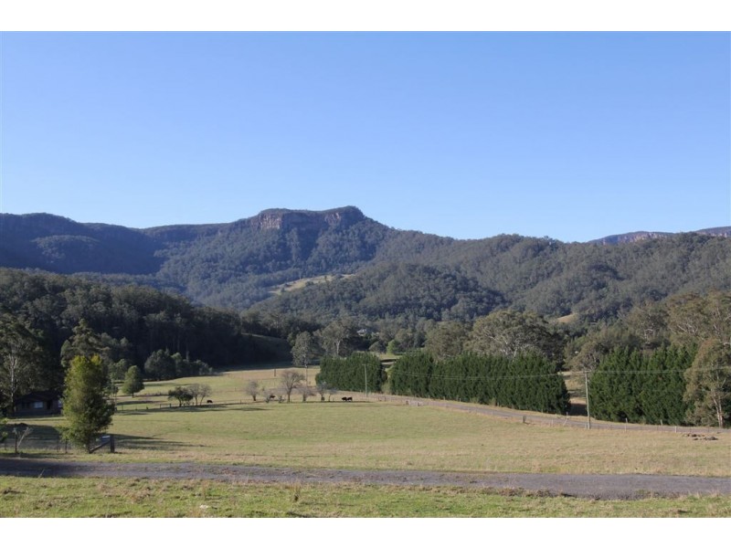 30 Glenayar Rd, Kangaroo Valley NSW 2577