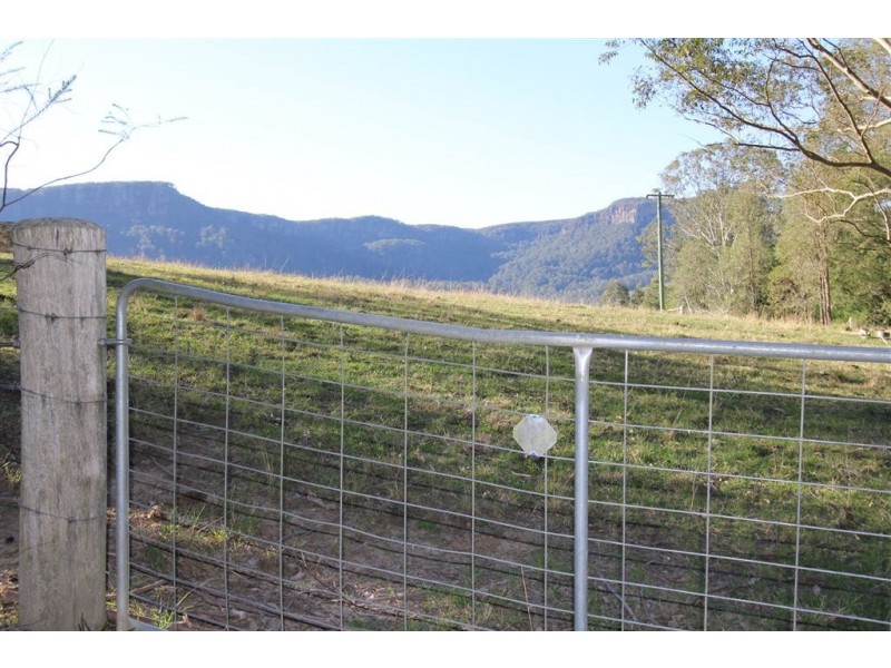 30 Glenayar Rd, Kangaroo Valley NSW 2577