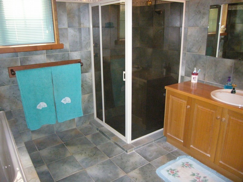 Lot 103 White Hutt Rd, Clare SA 5453