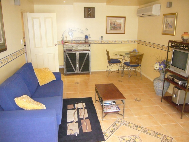 Lot 103 White Hutt Rd, Clare SA 5453