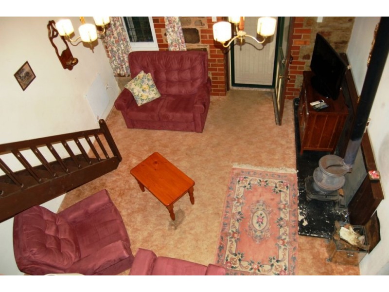 4 Penclawdd Street, Burra SA 5417