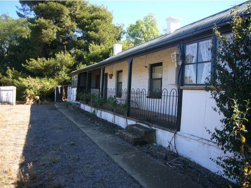 2 Penclawdd Street, Burra SA 5417