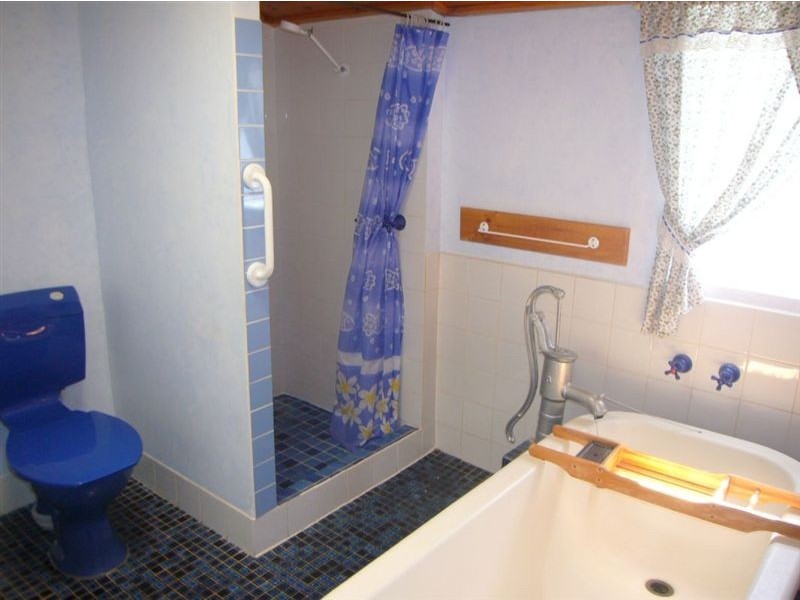 2 Penclawdd Street, Burra SA 5417