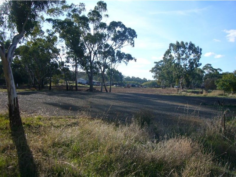 112 Dame Street, Clare SA 5453