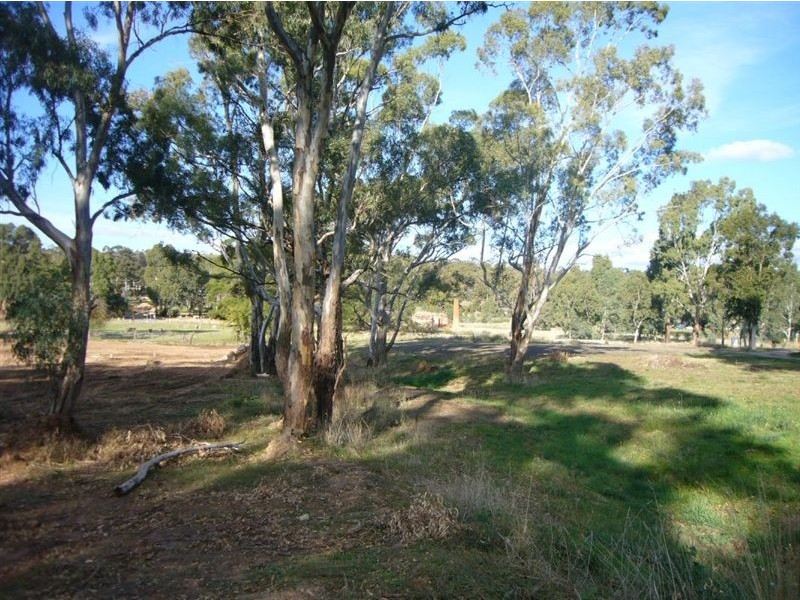 112 Dame Street, Clare SA 5453