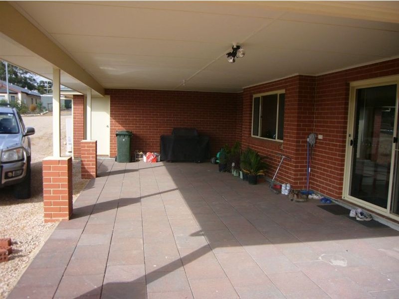 5 Hayward Street, Armagh, Clare SA 5453