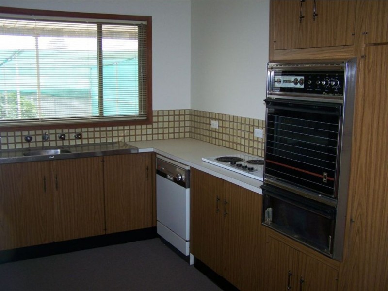 9 Frith Road, Crystal Brook SA 5523