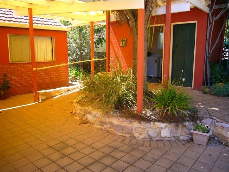 26 Guilford Street, Clare SA 5453