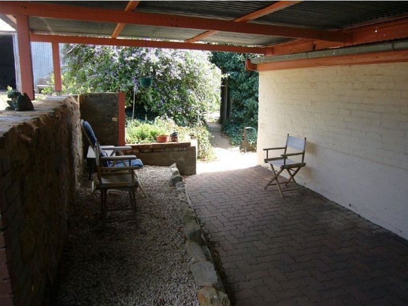 340 Main North Rd, Clare SA 5453