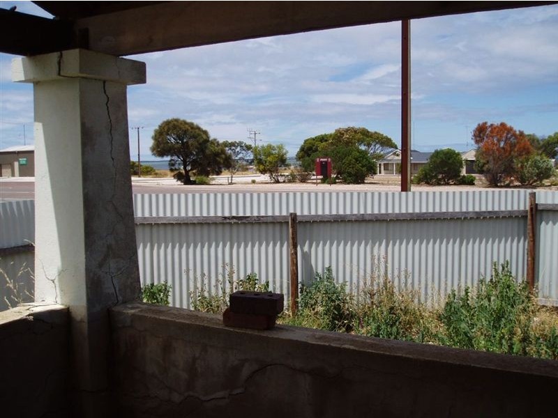 12 Main Street, Port Kenny SA 5671