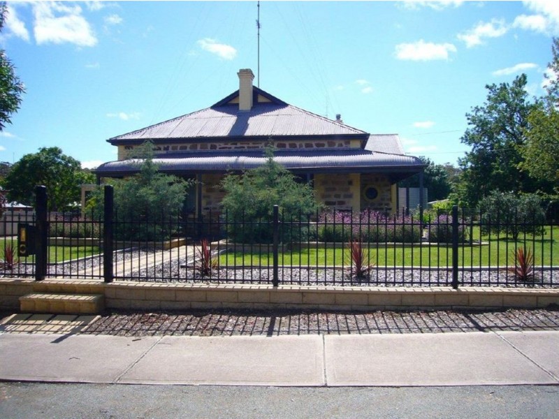 151 Main North Rd, Clare SA 5453