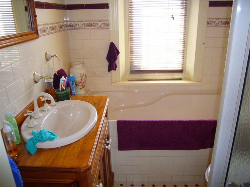 151 Main North Rd, Clare SA 5453