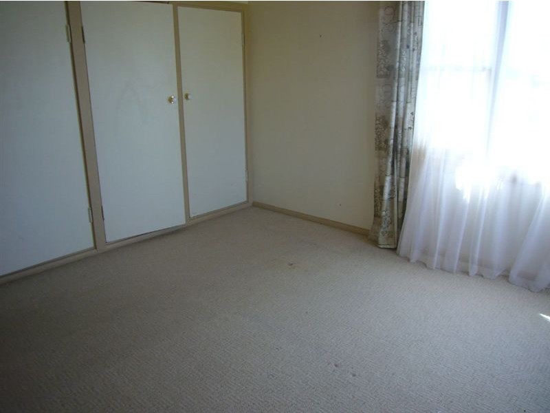 14 Kelly Street, Clare SA 5453