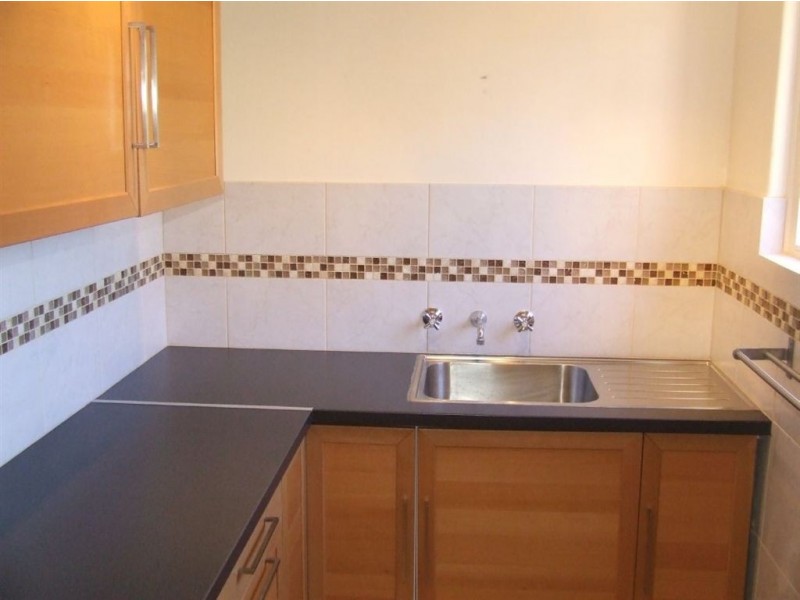 6 West Tce, Clare SA 5453