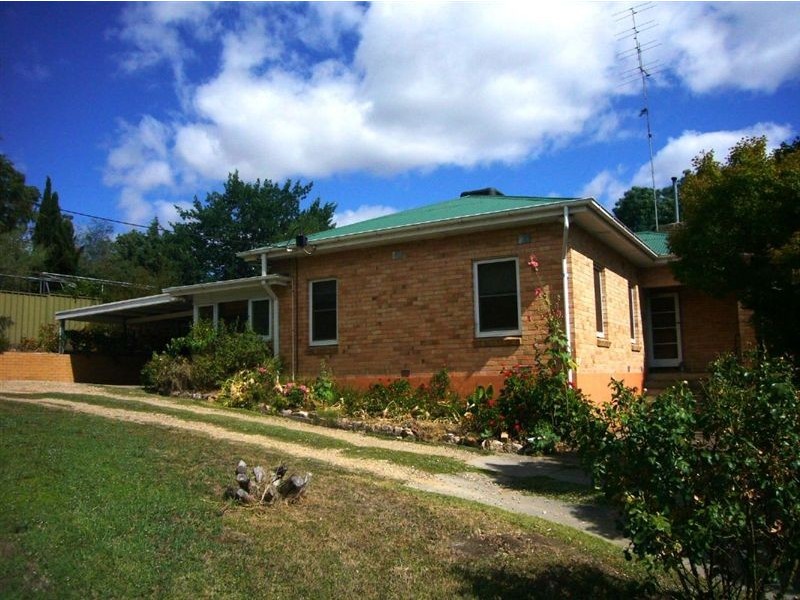 1 Stanley Place, Clare SA 5453