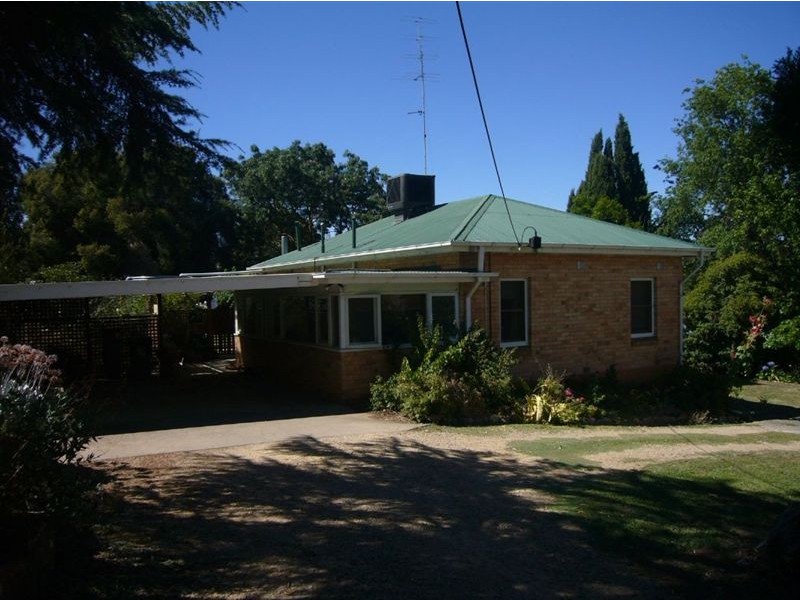1 Stanley Place, Clare SA 5453