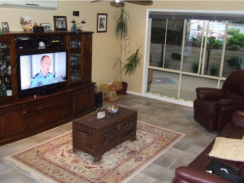 23 Hentschke Road, Clare SA 5453