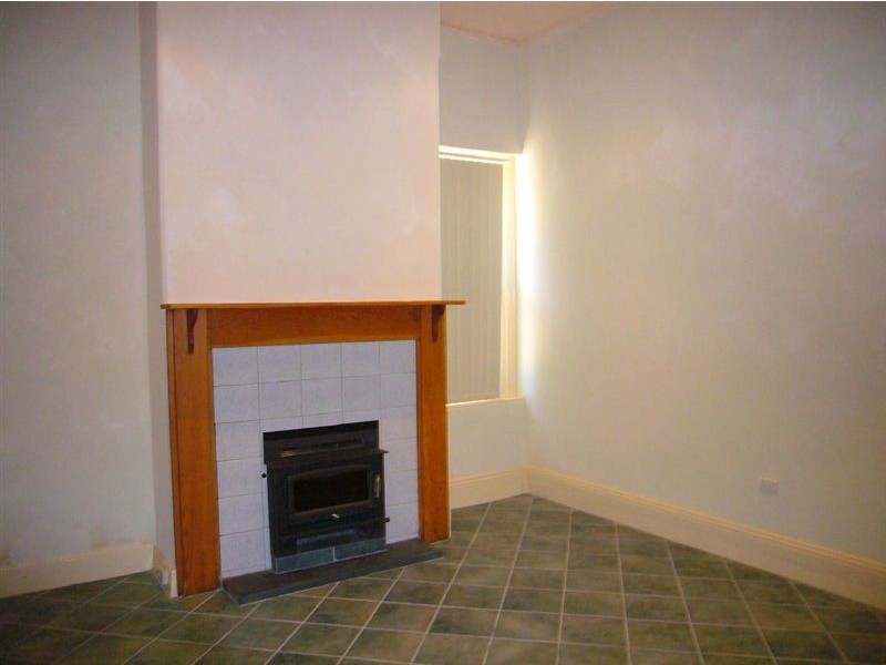 5/8 Beare St, Clare SA 5453