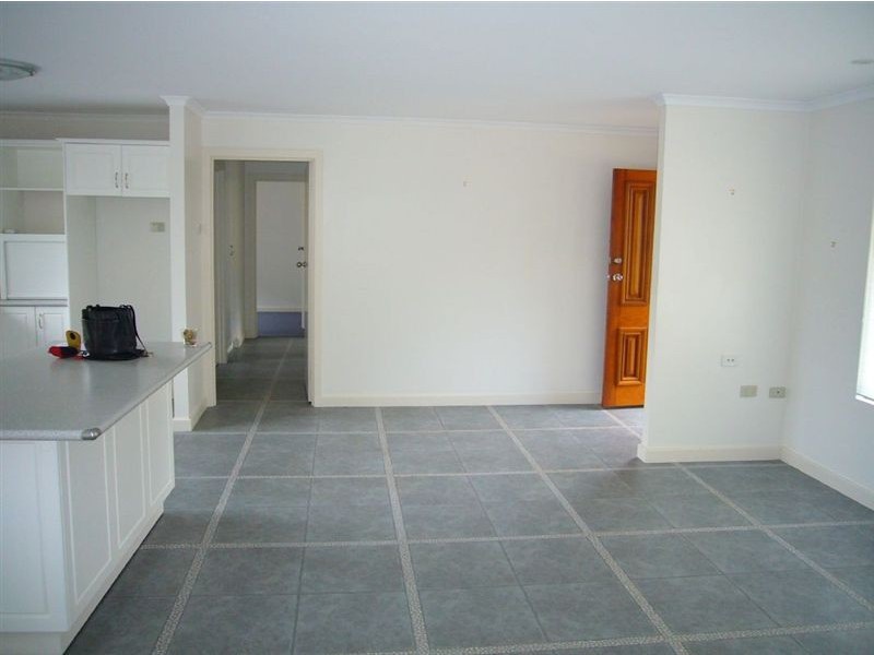 1/4 East Terrace, Clare SA 5453