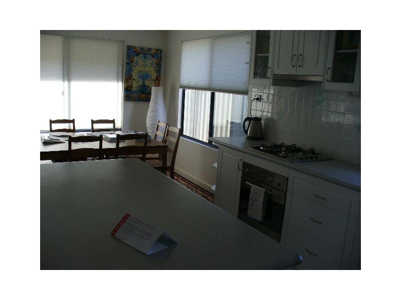 1/4 East Terrace, Clare SA 5453